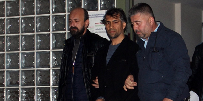 İzmir'de 'cemaat abisi' olduğu ileri sürülen kişi tutuklandı