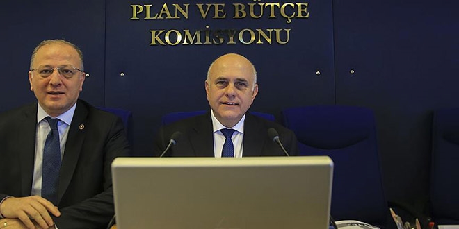 Plan ve Bütçe Komisyonu 18 günde 187 saat çalıştı