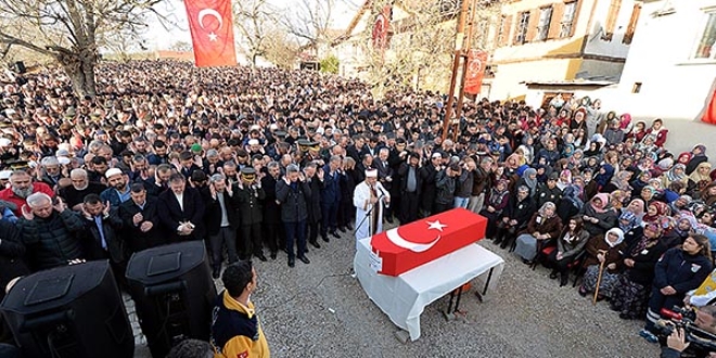 Şehit Sözleşmeli Er İşleyen, Karabük'te toprağa verildi
