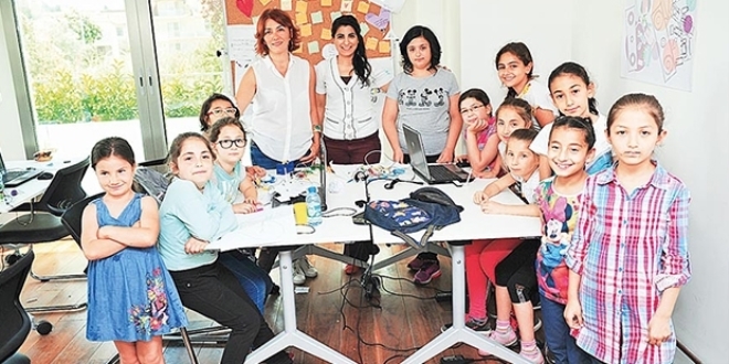 15 yaşında, hazırladığı programla annesinin bacağını kurtardı