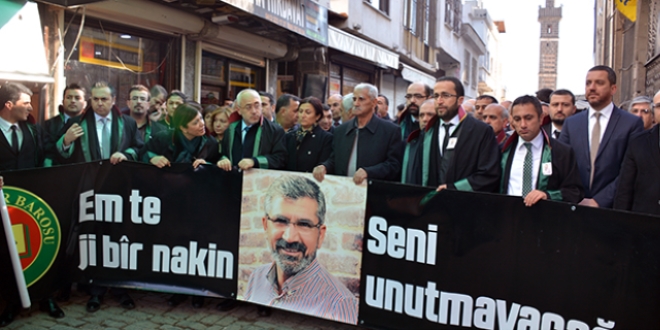 Diyarbakır'da Tahir Elçi anıldı