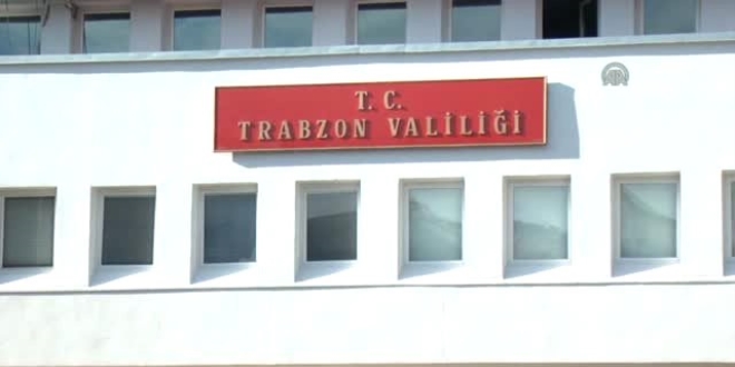 Trabzon'da 129 kamu personeli görevine iade edildi