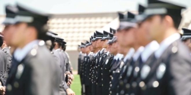 Polis Akademisi'ndeki tm snavlar incelenecek