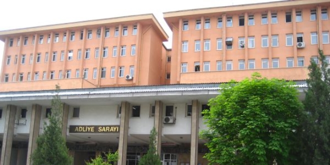 Malatya'da 12 adliye personeli adli kontrol şartıyla serbest
