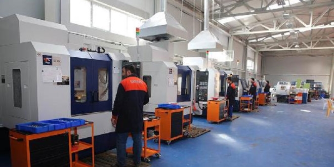 Eski cezaevi binası silah fabrikası oldu