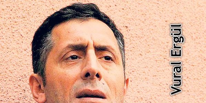 Darbeyi tweet'le kutlayan avukat tutuklandı