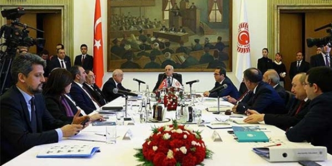 'Darbe girişimi, iç dinamiklerden ziyade dış dinamiklerle ilgili'