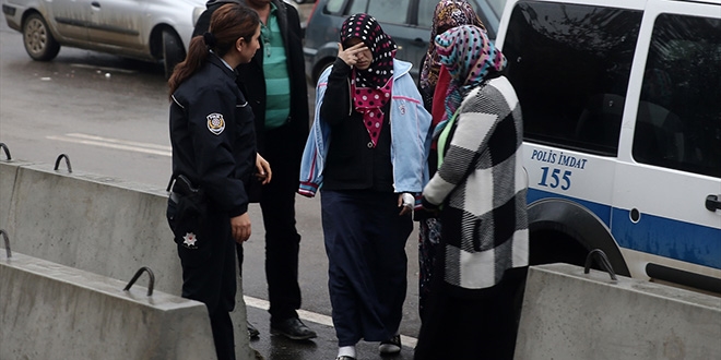 Adana'daki yangınla ilgili gözaltına alınan 3 kişi serbest