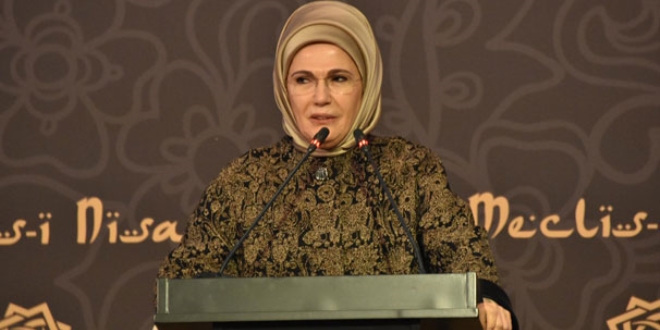 Emine Erdoğan: Kız çocuklarının eğitimi, sorun olmaktan çıkmalıdır