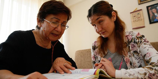 'Öğretmenim, gözüm olur musunuz?'