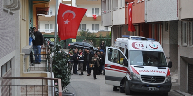 Şehit askerin acı haberi baba ocağına ulaştı