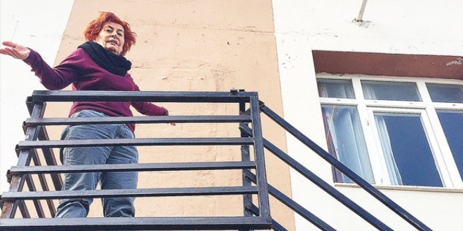 Yangın çıkış kapısına duvar örülmüş