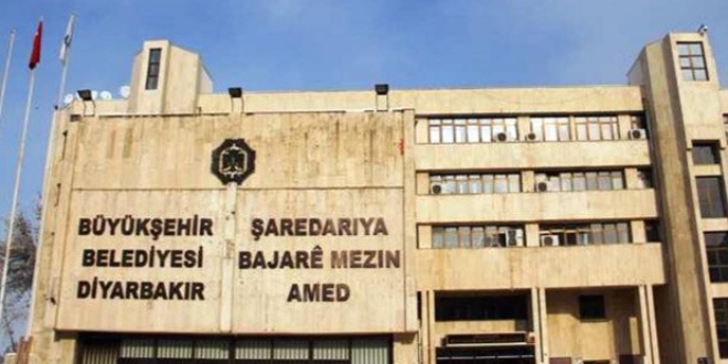 Diyarbakır Büyükşehir Belediye tabelası yenilenecek