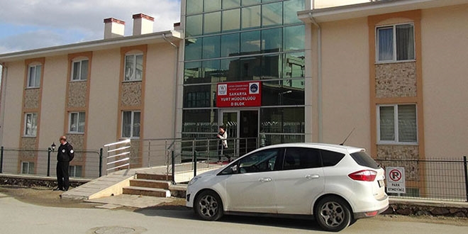 Sakarya'da '15 renci yurttan atld' iddias