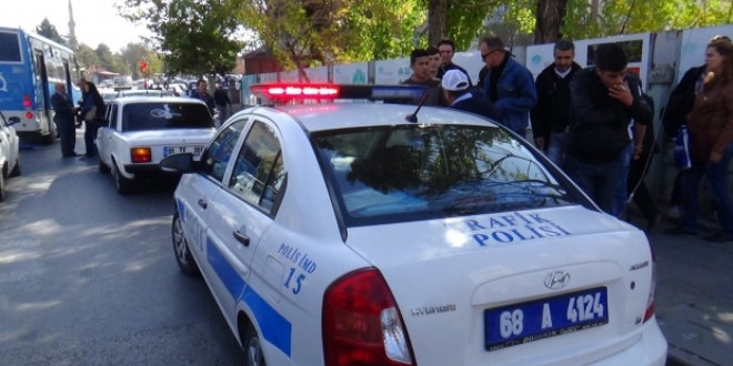 İzmir'de evden kaçan 16 yaşındaki genç kız bulundu
