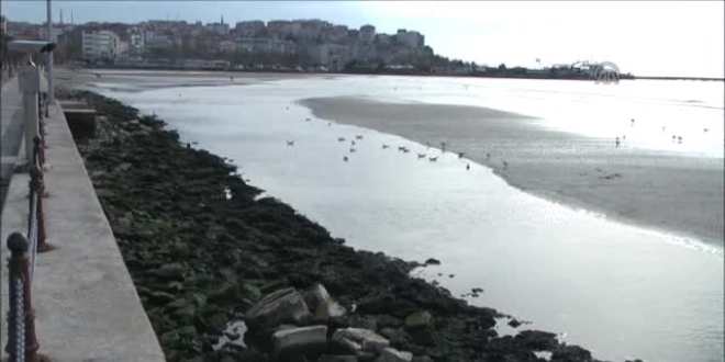 İstanbul'da deniz yaklaşık 40 metre çekildi