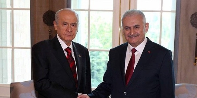 AK Parti ile MHP anayasa metninde anlaştı