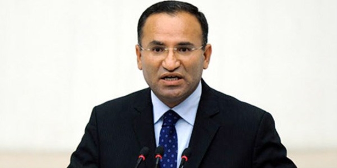 Bozdağ: FETÖ'cü hakimlerin kararları için yeni yasaya gerek yok