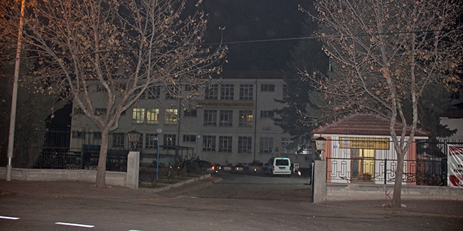 Kalp krizi geçiren lise öğrencisi son yolculuğuna uğurlandı