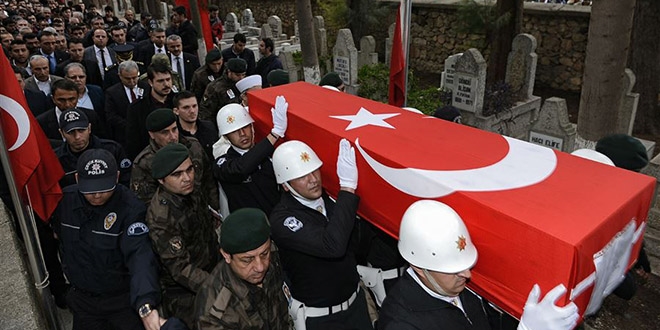 Şehit polis memuru Şahin'in ailesine acı haber verildi