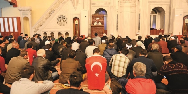Dualar şehitlerimize