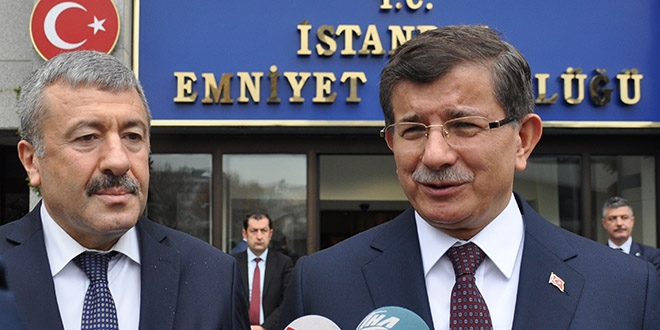 Davutoğlu'ndan, Emniyet Müdürü Çalışkan'a taziye ziyareti