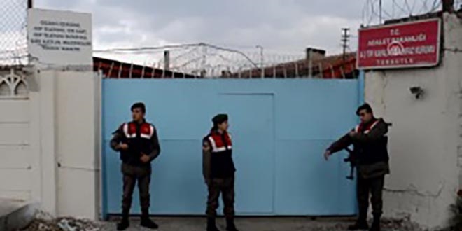 Hamile kadını darbeden zanlı tutuklandı
