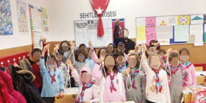 Okul'da 'idam ipi' olayı 'izcilik egzersisi' olabilir