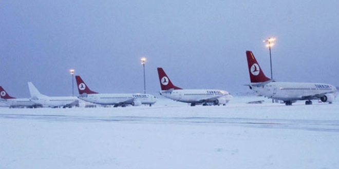 Erzurum ve Kars'taki baz uak seferleri iptal