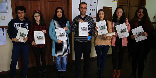 Lise öğrencileri Osmanlıca dergi çıkardı