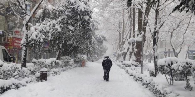 Uludağ'da kar kalınlığı artıyor