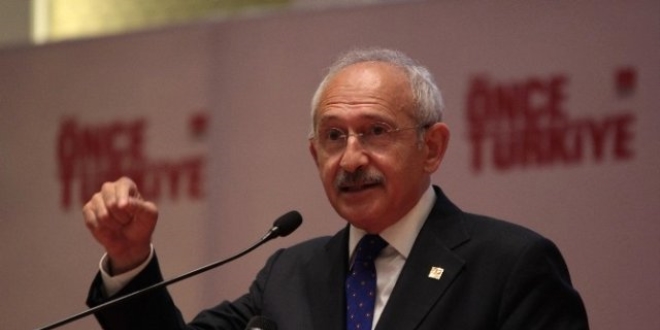 'Türkiye'de başkanlık sistemine izin vermeyeceğiz'