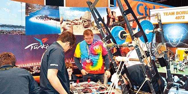 Meslek liseliler ABD'deki 'robotic' yarışmasına katılacak