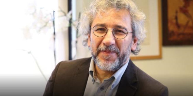 Can Dündar'a Özgür Gündem'den de yakalama kararı