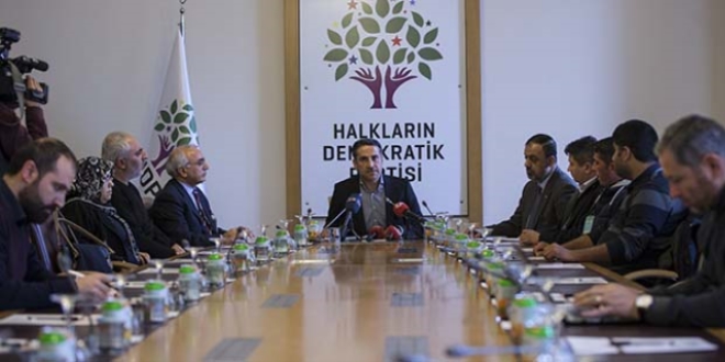 Kaçırılan asker ve polis aileleri TBMM'de