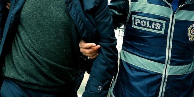 Terör propagandası yapan 3 kişi gözaltına alındı