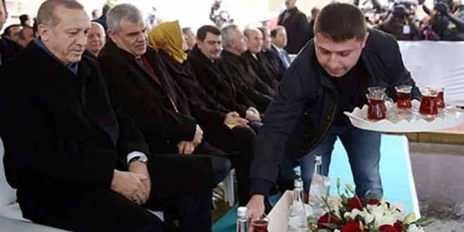 Erdoğan'ı şaşırtan ikram