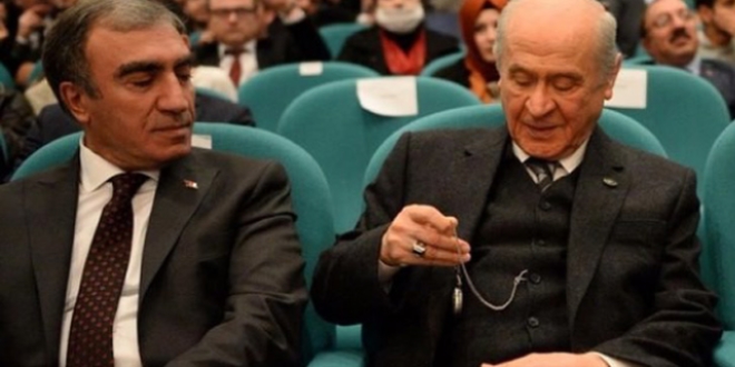 Bahçeli'nin yeni koleksiyonu köstekli saat