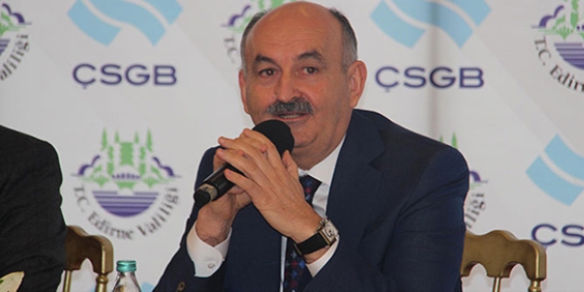 Bakan Müezzinoğlu'dan alkol zammına İnönü'lü cevap