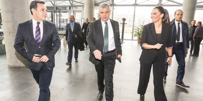 Suriye'de 650 bin dönüm arsa bulduk, kontrollü kamp kuruyoruz
