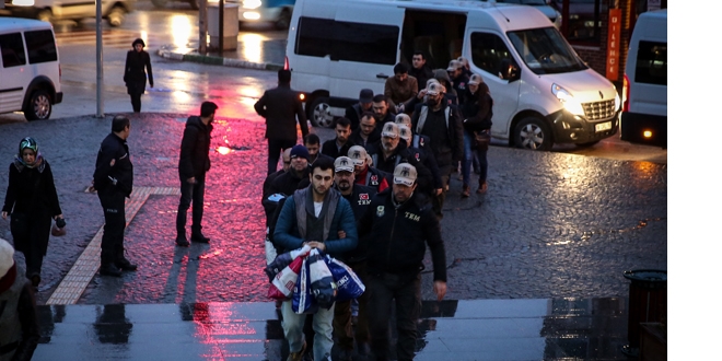 Bursa'da akademisyenlerin de bulunduu 4 kii tutukland