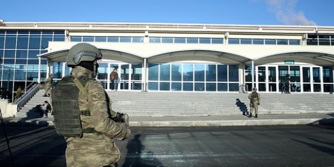 15 Temmuz'da Huber Köşkü'ne gitmeyen polisler hakim karşısında