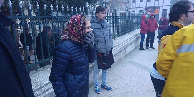 Edirne'de emekli öğretmenin evi alevler içinde kaldı