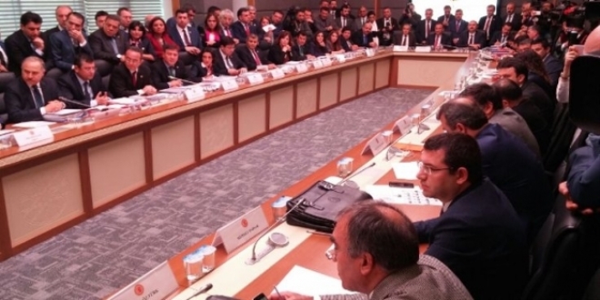 Anayasa değişikliğinde 18'inci madde kabul edildi