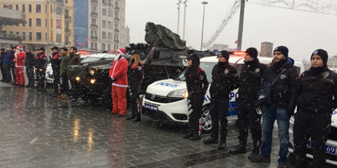 İstanbul'da yılbaşı akşamı 17 bin polis görev yapacak