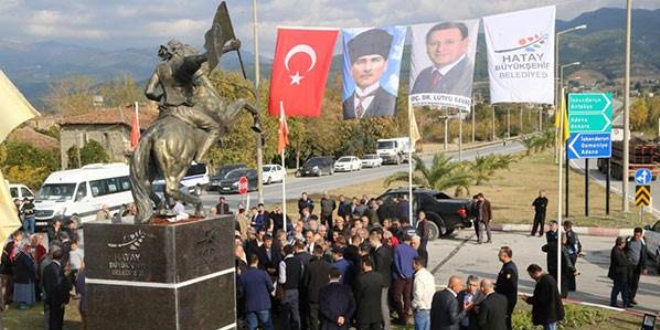 Hatay Dörtyol'da heykel tartışması
