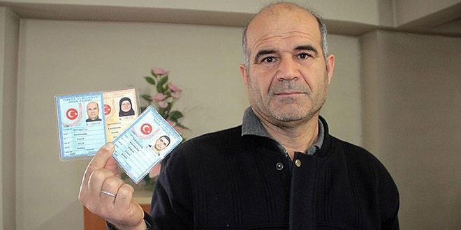 Elazığlı aile soyadını 'Halisdemir' olarak değiştirdi