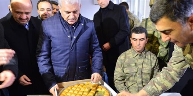 'Sizler, bizim Fırat Kalkanı'ndaki kahramanlarımızsınız'
