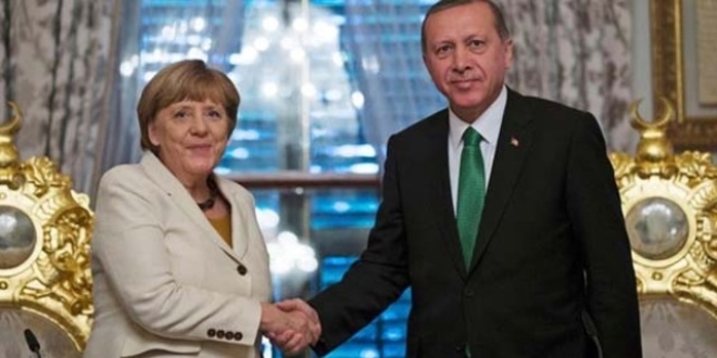 Almanya Başbakanı Merkel, taziye de bulundu