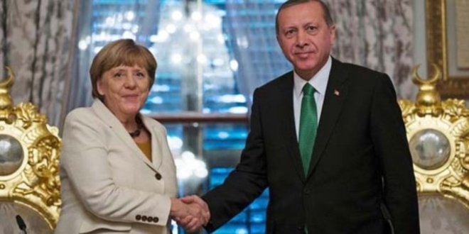 Almanya Babakan Merkel, taziye de bulundu